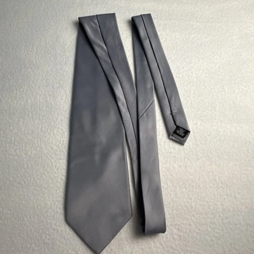Geoffrey Beene excellent used